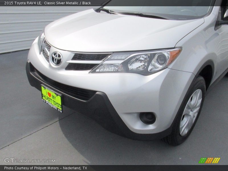 Classic Silver Metallic / Black 2015 Toyota RAV4 LE