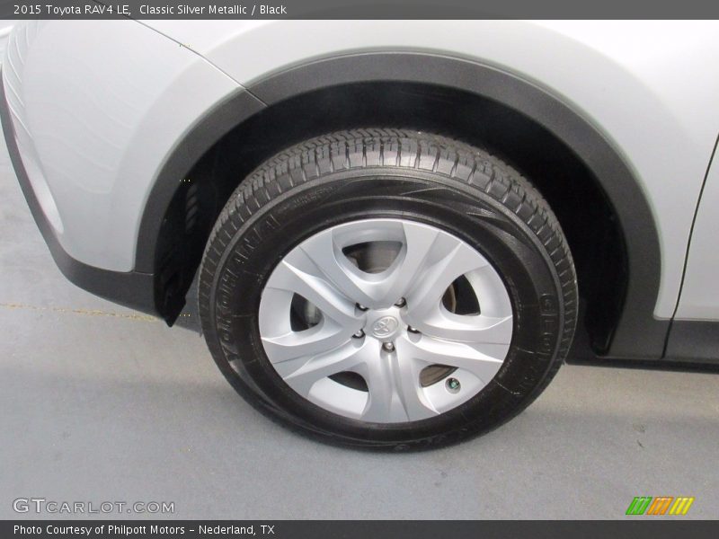 Classic Silver Metallic / Black 2015 Toyota RAV4 LE