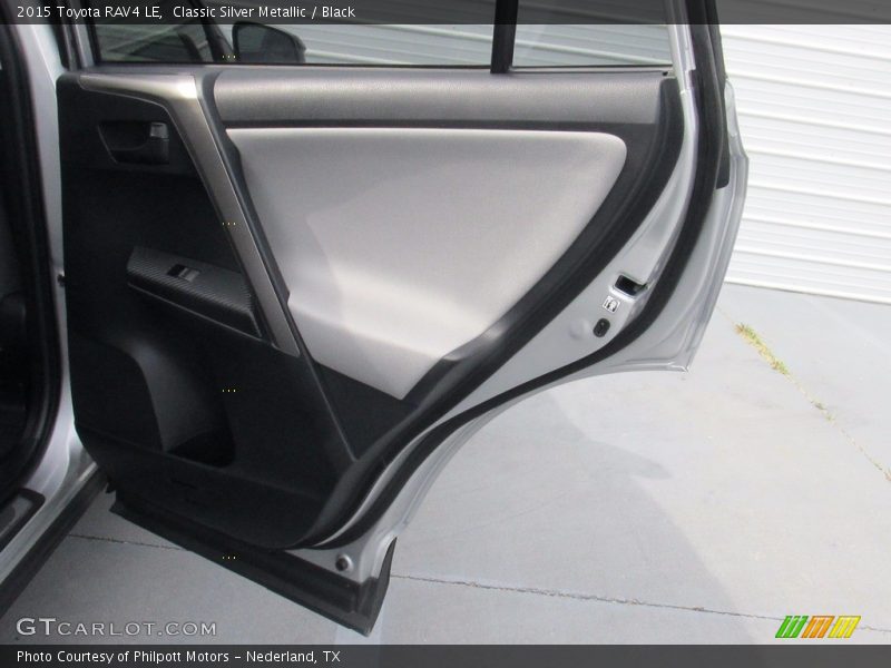Classic Silver Metallic / Black 2015 Toyota RAV4 LE