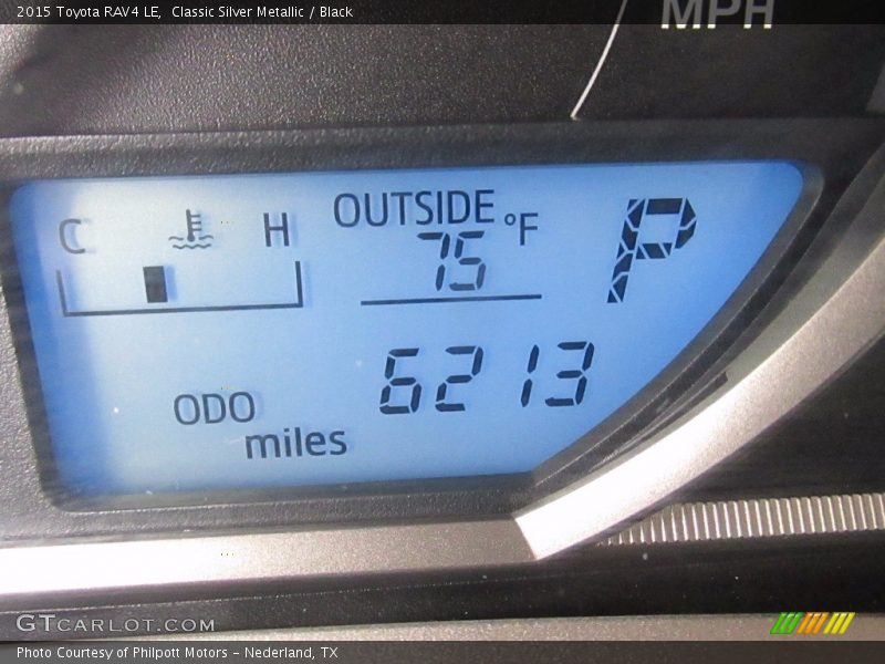 Classic Silver Metallic / Black 2015 Toyota RAV4 LE