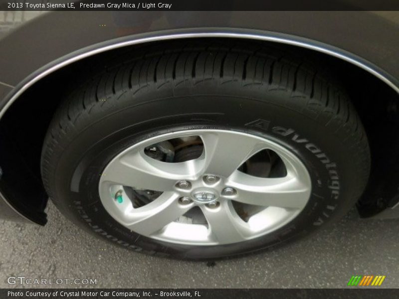 Predawn Gray Mica / Light Gray 2013 Toyota Sienna LE