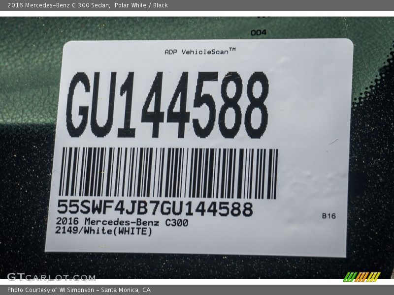 Polar White / Black 2016 Mercedes-Benz C 300 Sedan