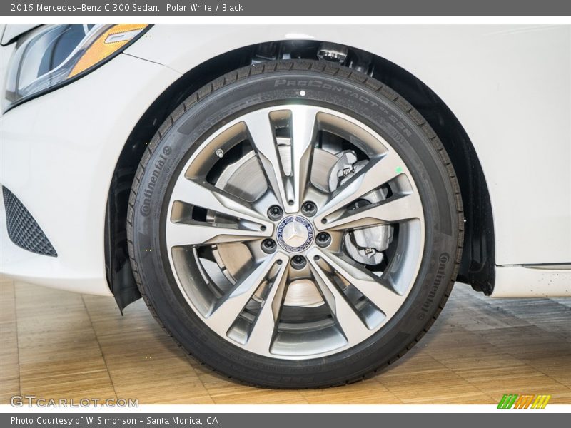 Polar White / Black 2016 Mercedes-Benz C 300 Sedan