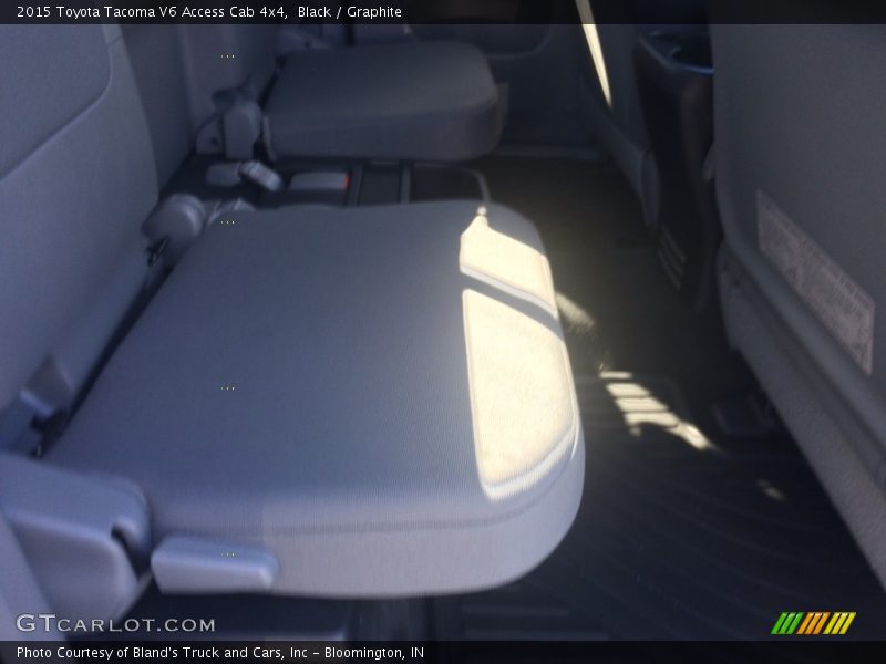 Black / Graphite 2015 Toyota Tacoma V6 Access Cab 4x4