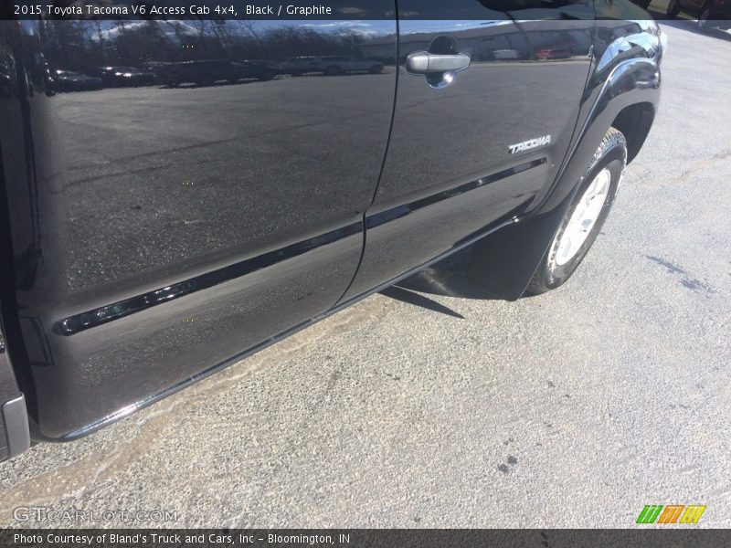 Black / Graphite 2015 Toyota Tacoma V6 Access Cab 4x4