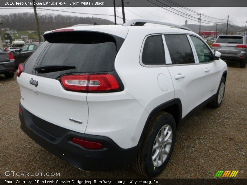 Bright White / Black 2016 Jeep Cherokee Latitude 4x4