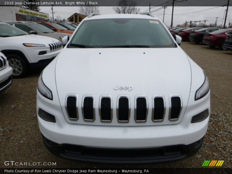 Bright White / Black 2016 Jeep Cherokee Latitude 4x4