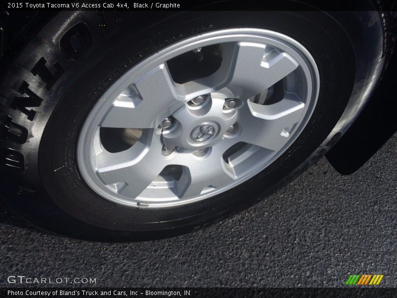 Black / Graphite 2015 Toyota Tacoma V6 Access Cab 4x4