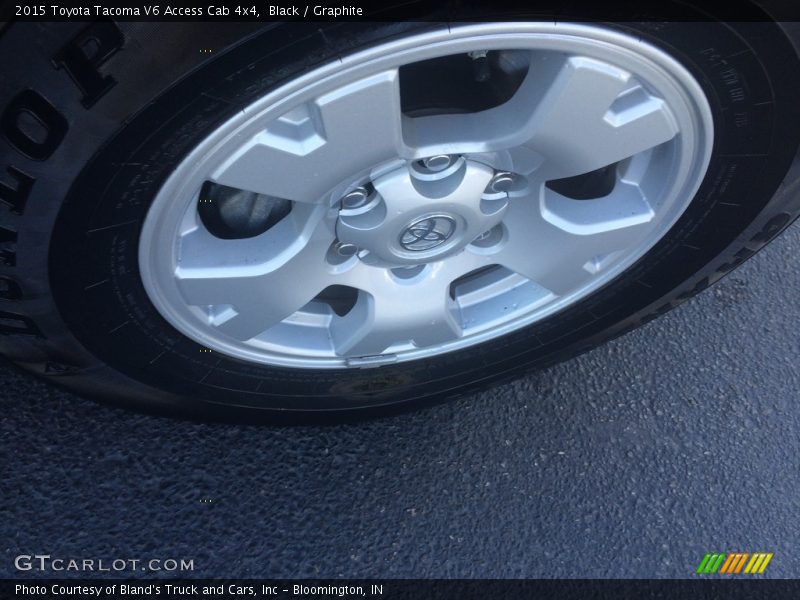 Black / Graphite 2015 Toyota Tacoma V6 Access Cab 4x4