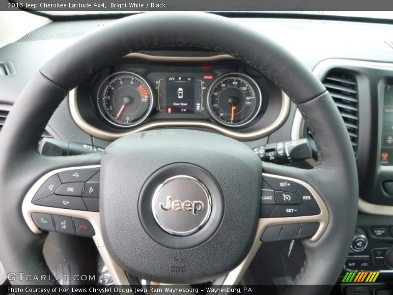 Bright White / Black 2016 Jeep Cherokee Latitude 4x4