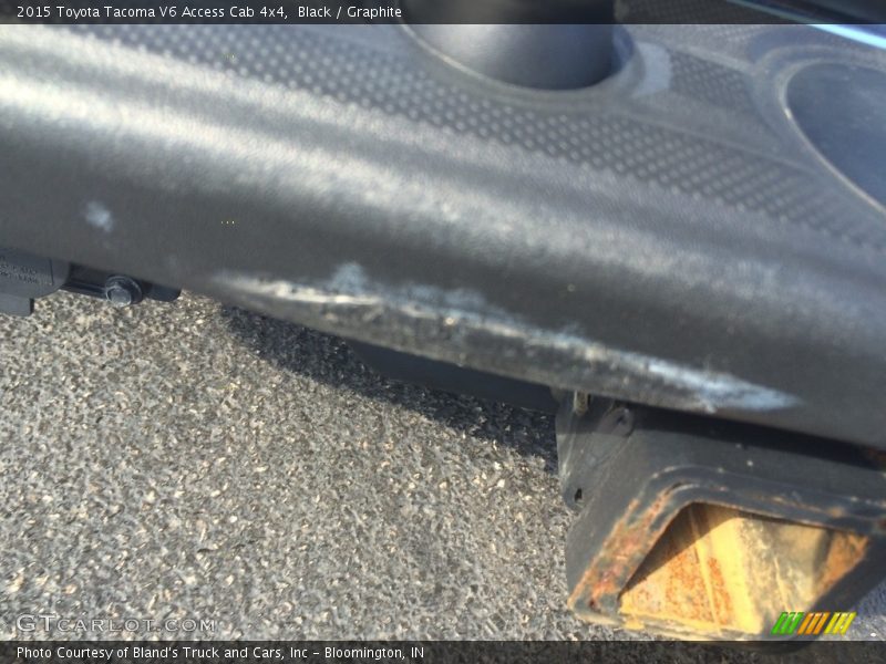 Black / Graphite 2015 Toyota Tacoma V6 Access Cab 4x4