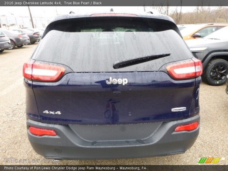 True Blue Pearl / Black 2016 Jeep Cherokee Latitude 4x4