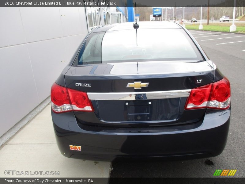 Blue Ray Metallic / Jet Black 2016 Chevrolet Cruze Limited LT