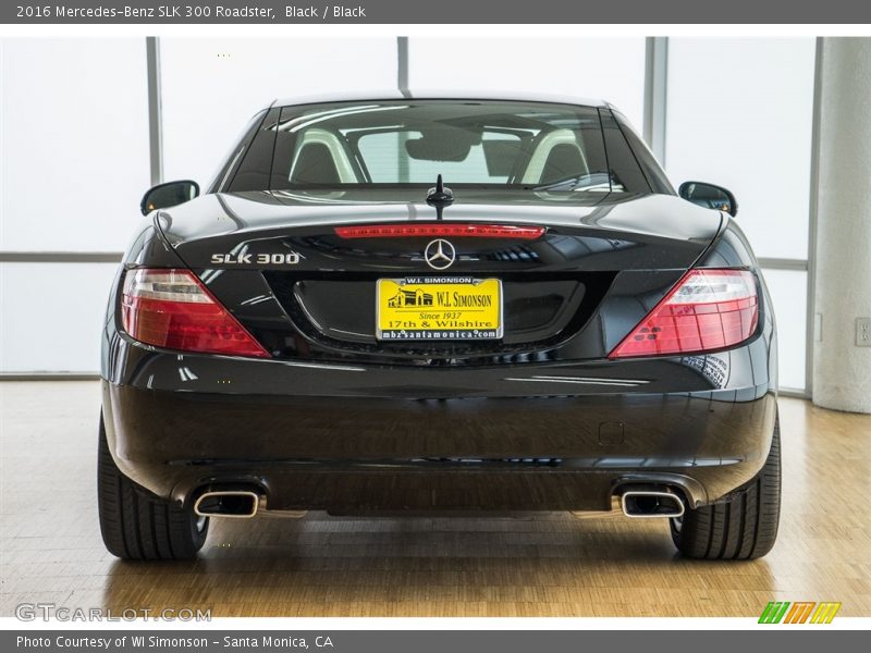 Black / Black 2016 Mercedes-Benz SLK 300 Roadster