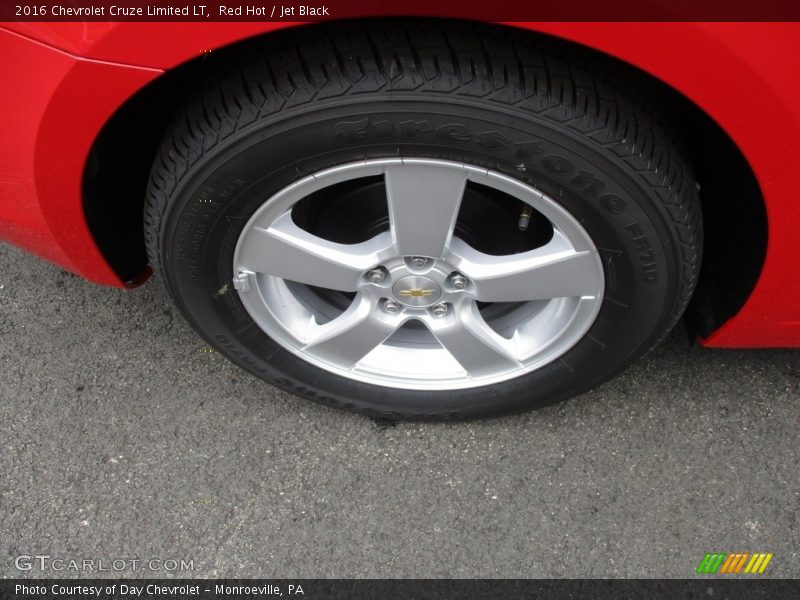Red Hot / Jet Black 2016 Chevrolet Cruze Limited LT