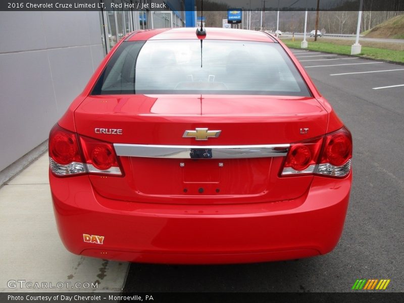Red Hot / Jet Black 2016 Chevrolet Cruze Limited LT