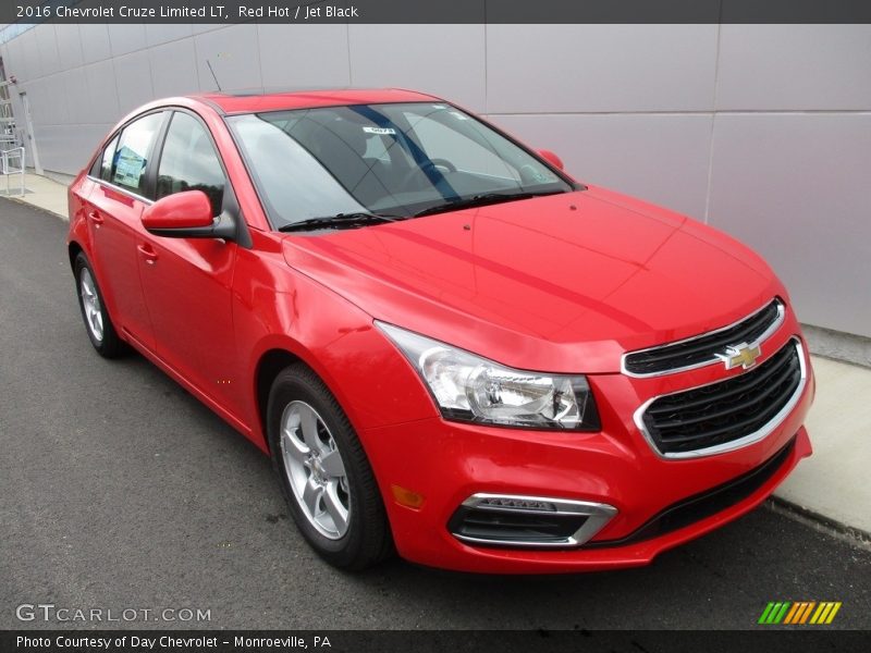 Red Hot / Jet Black 2016 Chevrolet Cruze Limited LT