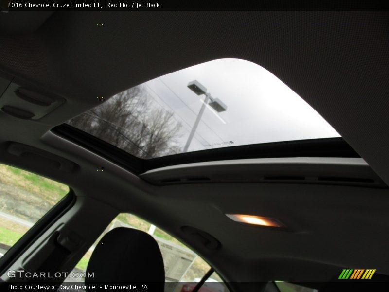 Red Hot / Jet Black 2016 Chevrolet Cruze Limited LT