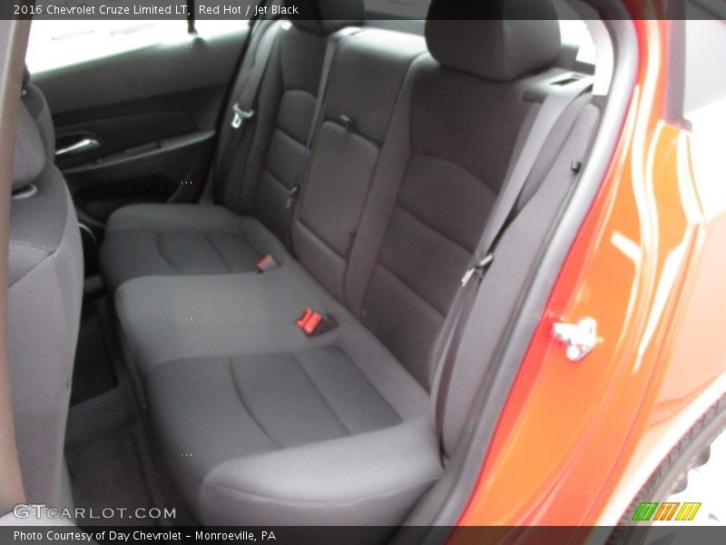 Red Hot / Jet Black 2016 Chevrolet Cruze Limited LT