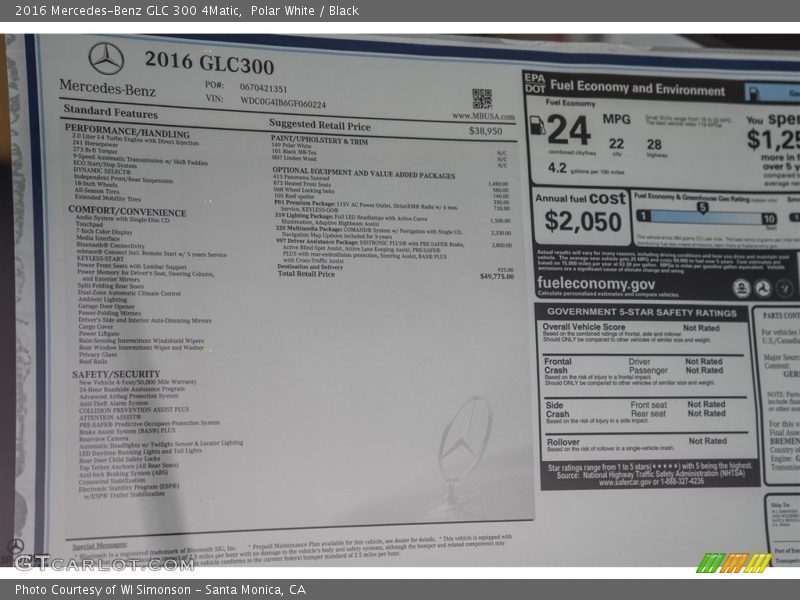 Polar White / Black 2016 Mercedes-Benz GLC 300 4Matic