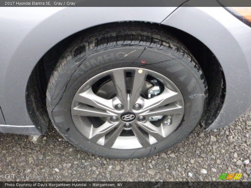 Gray / Gray 2017 Hyundai Elantra SE