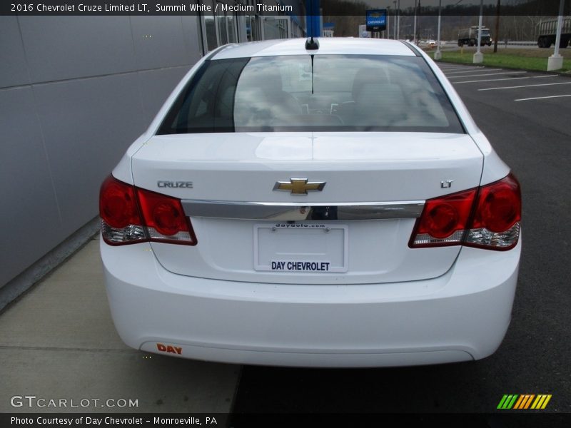Summit White / Medium Titanium 2016 Chevrolet Cruze Limited LT