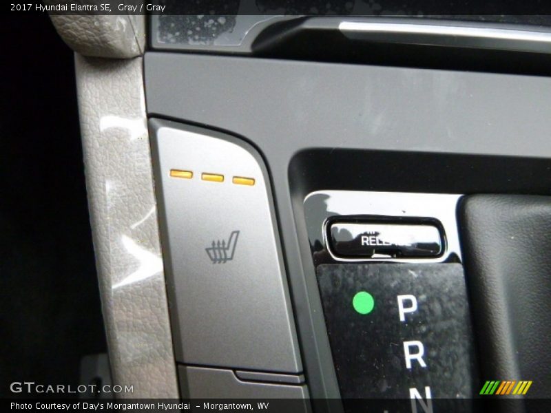 Gray / Gray 2017 Hyundai Elantra SE