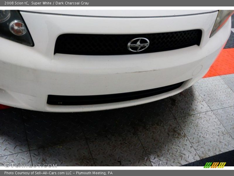 Super White / Dark Charcoal Gray 2008 Scion tC