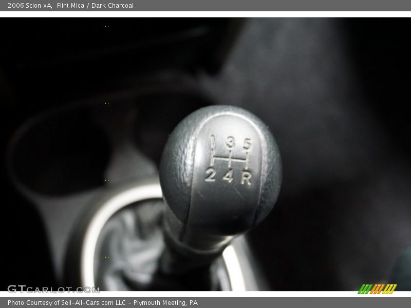 Flint Mica / Dark Charcoal 2006 Scion xA