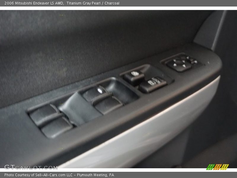 Titanium Gray Pearl / Charcoal 2006 Mitsubishi Endeavor LS AWD