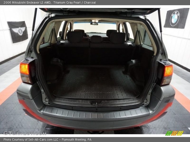 Titanium Gray Pearl / Charcoal 2006 Mitsubishi Endeavor LS AWD