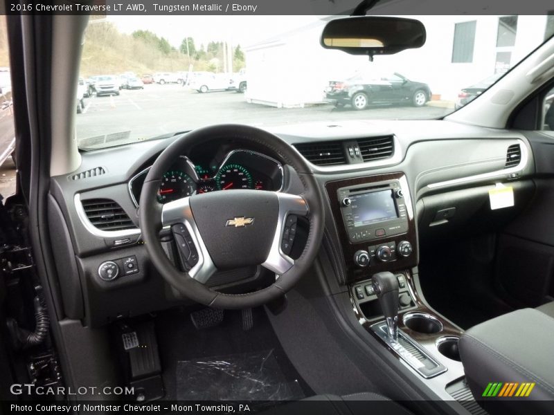 Tungsten Metallic / Ebony 2016 Chevrolet Traverse LT AWD