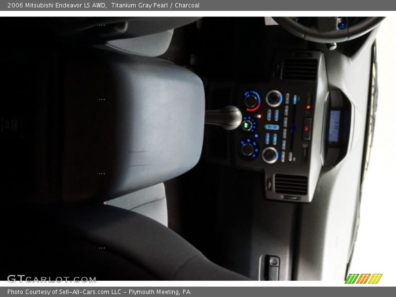 Titanium Gray Pearl / Charcoal 2006 Mitsubishi Endeavor LS AWD