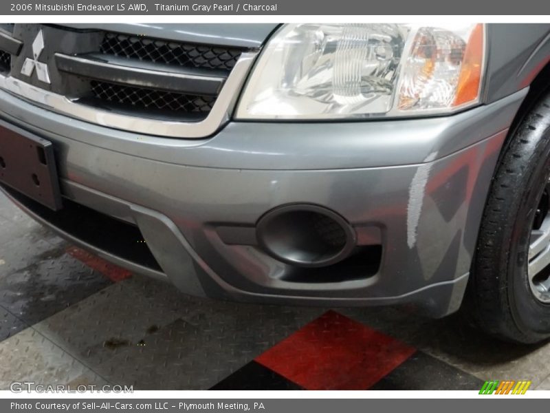 Titanium Gray Pearl / Charcoal 2006 Mitsubishi Endeavor LS AWD