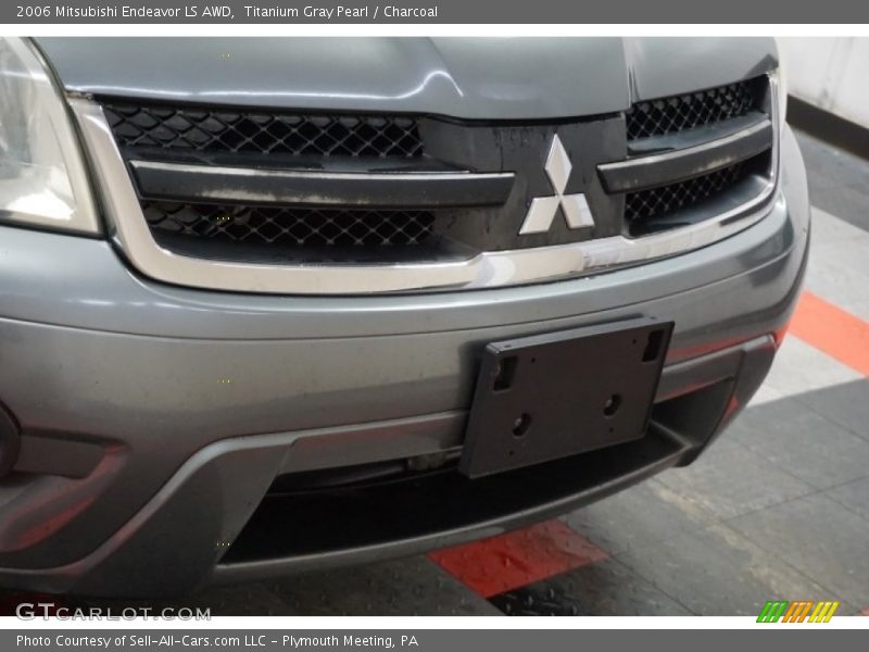 Titanium Gray Pearl / Charcoal 2006 Mitsubishi Endeavor LS AWD