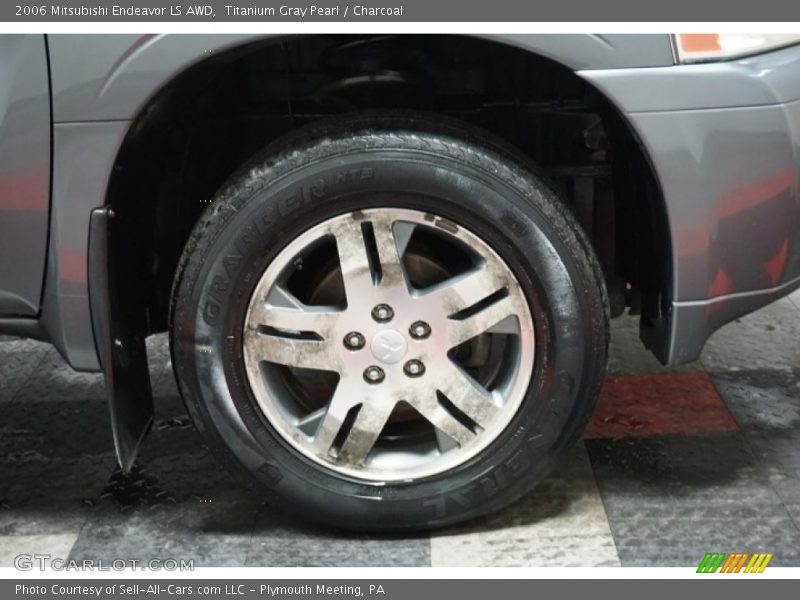 Titanium Gray Pearl / Charcoal 2006 Mitsubishi Endeavor LS AWD