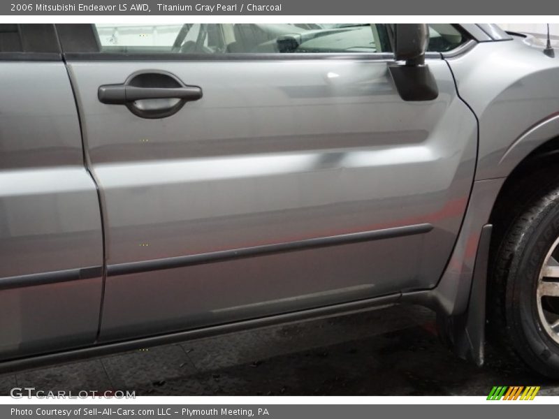 Titanium Gray Pearl / Charcoal 2006 Mitsubishi Endeavor LS AWD