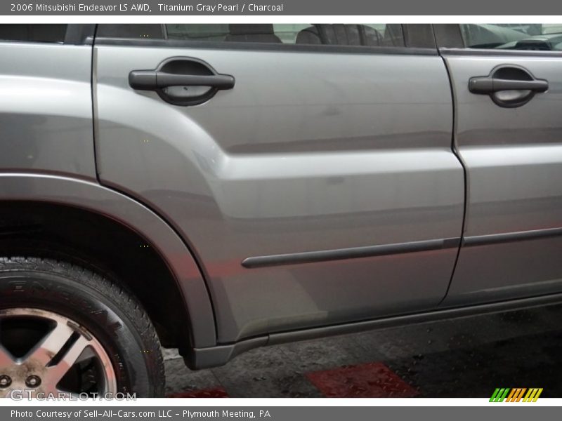 Titanium Gray Pearl / Charcoal 2006 Mitsubishi Endeavor LS AWD