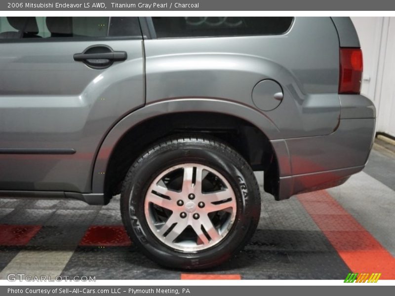 Titanium Gray Pearl / Charcoal 2006 Mitsubishi Endeavor LS AWD