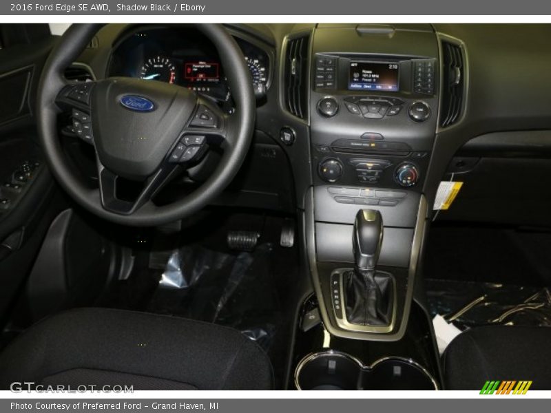 Shadow Black / Ebony 2016 Ford Edge SE AWD