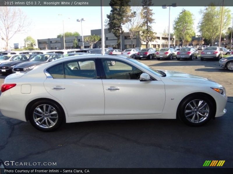 Moonlight White / Graphite 2015 Infiniti Q50 3.7