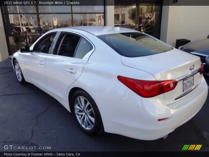 Moonlight White / Graphite 2015 Infiniti Q50 3.7