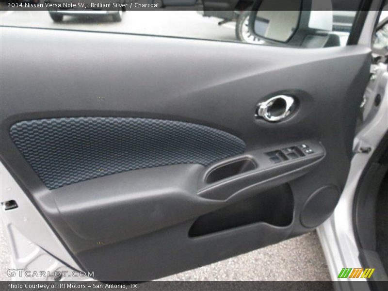 Brilliant Silver / Charcoal 2014 Nissan Versa Note SV