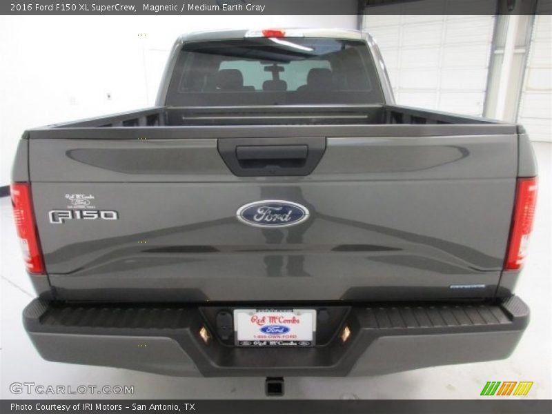 Magnetic / Medium Earth Gray 2016 Ford F150 XL SuperCrew
