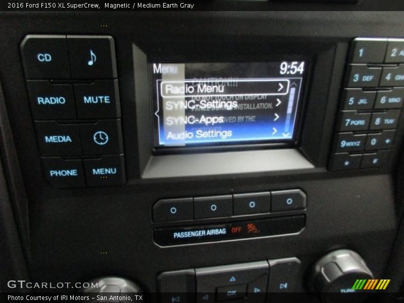 Magnetic / Medium Earth Gray 2016 Ford F150 XL SuperCrew