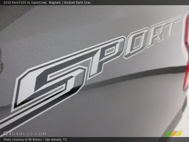 Magnetic / Medium Earth Gray 2016 Ford F150 XL SuperCrew