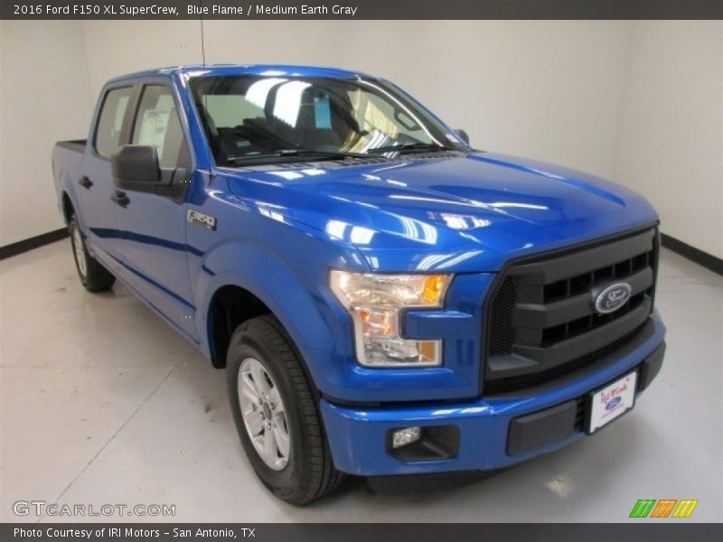 Blue Flame / Medium Earth Gray 2016 Ford F150 XL SuperCrew