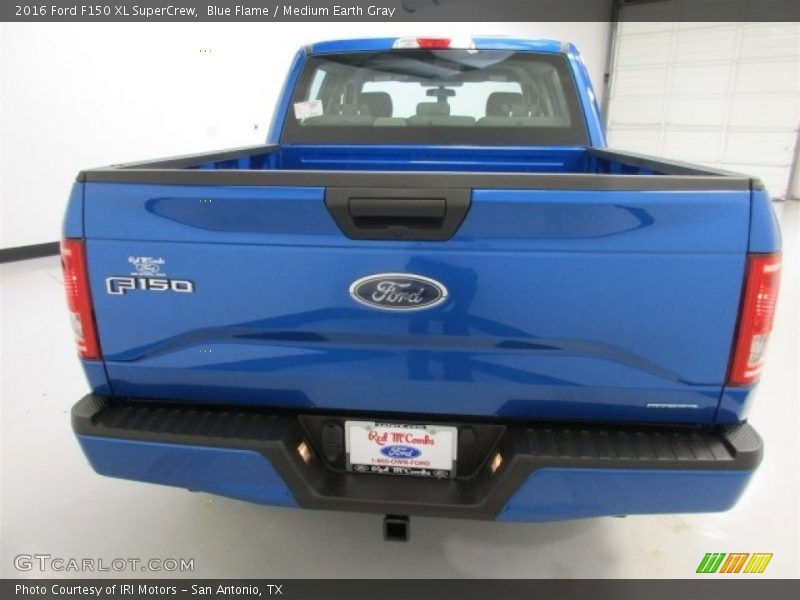 Blue Flame / Medium Earth Gray 2016 Ford F150 XL SuperCrew