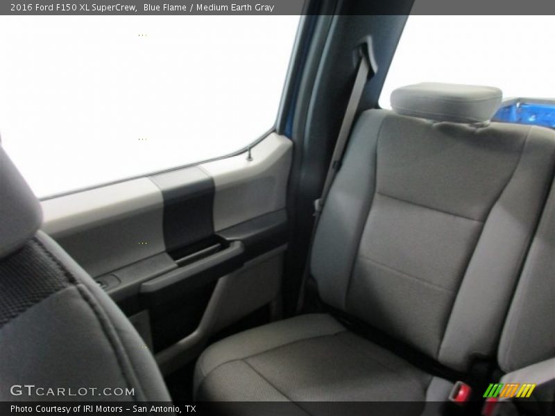 Blue Flame / Medium Earth Gray 2016 Ford F150 XL SuperCrew