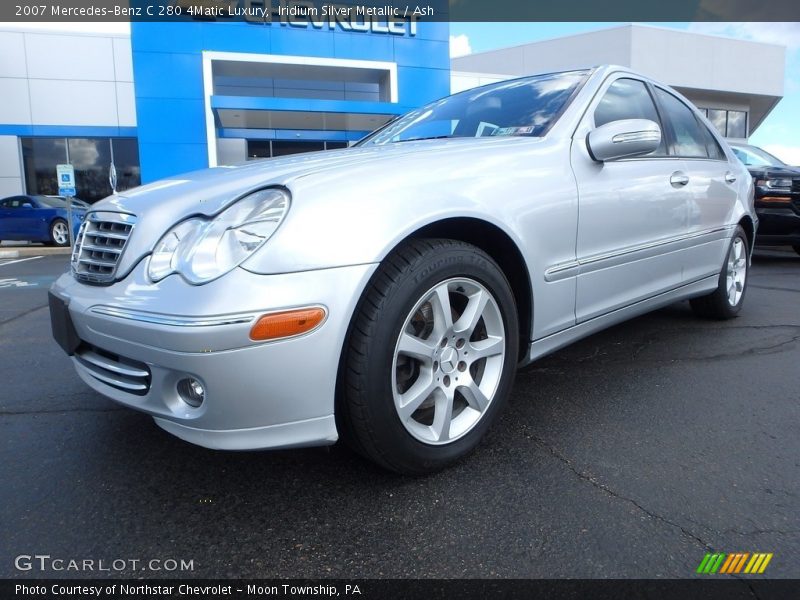 Front 3/4 View of 2007 C 280 4Matic Luxury